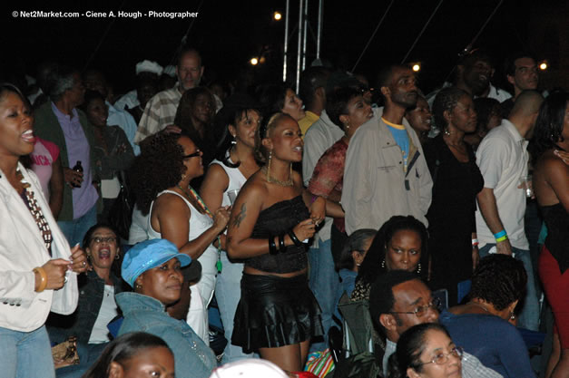 Audience & Venue - Air Jamaica Jazz & Blues Festival 2007 - The Art of Music - Thursday, January 26th - 10th Anniversary - The Aqueduct on Rose Hall - Air Jamaica Jazz & Blues Festival 2007 - The Art of Music - Tuesday, January 23 - Saturday, January 27, 2007, The Aqueduct on Rose Hall, Montego Bay, Jamaica - Negril Travel Guide, Negril Jamaica WI - http://www.negriltravelguide.com - info@negriltravelguide.com...!