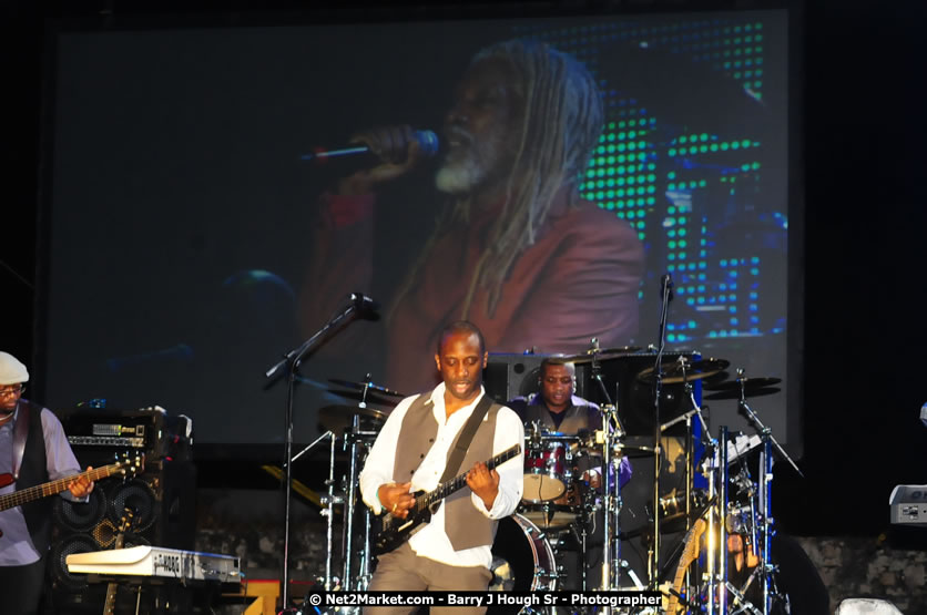 Billy Ocean at the Air Jamaica Jazz and Blues Festival 2008 The Art of Music - Saturday, January 26, 2008 - Air Jamaica Jazz & Blues 2008 The Art of Music venue at the Aqaueduct on Rose Hall Resort & Counrty Club, Montego Bay, St. James, Jamaica W.I. - Thursday, January 24 - Saturday, January 26, 2008 - Photographs by Net2Market.com - Claudine Housen & Barry J. Hough Sr, Photographers - Negril Travel Guide, Negril Jamaica WI - http://www.negriltravelguide.com - info@negriltravelguide.com...!