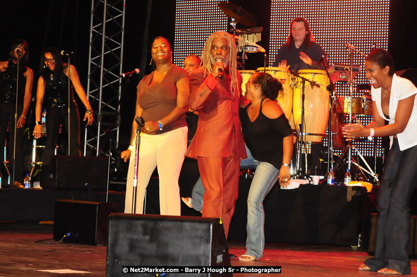 Billy Ocean at the Air Jamaica Jazz and Blues Festival 2008 The Art of Music - Saturday, January 26, 2008 - Air Jamaica Jazz & Blues 2008 The Art of Music venue at the Aqaueduct on Rose Hall Resort & Counrty Club, Montego Bay, St. James, Jamaica W.I. - Thursday, January 24 - Saturday, January 26, 2008 - Photographs by Net2Market.com - Claudine Housen & Barry J. Hough Sr, Photographers - Negril Travel Guide, Negril Jamaica WI - http://www.negriltravelguide.com - info@negriltravelguide.com...!