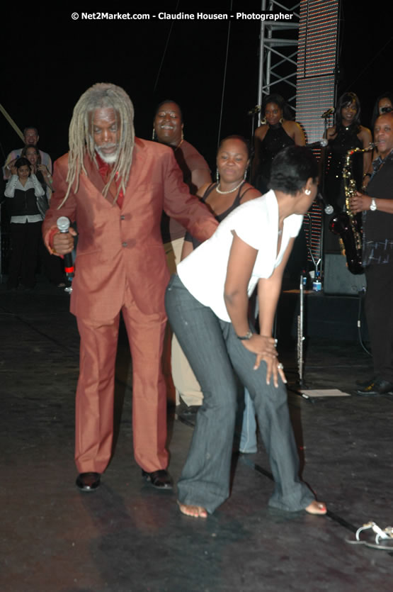 Billy Ocean at the Air Jamaica Jazz and Blues Festival 2008 The Art of Music - Saturday, January 26, 2008 - Air Jamaica Jazz & Blues 2008 The Art of Music venue at the Aqaueduct on Rose Hall Resort & Counrty Club, Montego Bay, St. James, Jamaica W.I. - Thursday, January 24 - Saturday, January 26, 2008 - Photographs by Net2Market.com - Claudine Housen & Barry J. Hough Sr, Photographers - Negril Travel Guide, Negril Jamaica WI - http://www.negriltravelguide.com - info@negriltravelguide.com...!