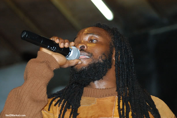 Reggae Superstar - Bush Man @ Bourbon Beach with Boddy Dread & Singing Honour - Presented by Our Music Promotions - Omar & Ama-Donna - Saturday, May 14, 2005 - Negril Travel Guide, Negril Jamaica WI - http://www.negriltravelguide.com - info@negriltravelguide.com...!