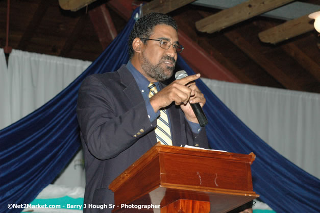 JUTA Tours Negril Chapter Annual Meeting - Clive Gordon Re-Elected as President, May 30, 2007, Negril Hills Golf Course, Sheffield, Westmoreland, Jamaica, W.I.  - Photographs by Net2Market.com - Negril Travel Guide, Negril Jamaica WI - http://www.negriltravelguide.com - info@negriltravelguide.com...!