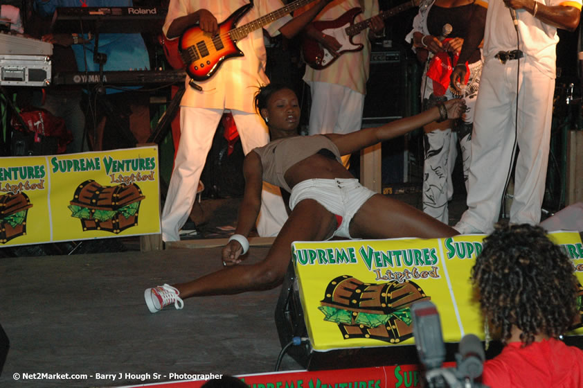 Jamaica Carnival 2007 @ The Jungle, Friday, March 2, 2007, The Jungle, Norman Manley Boulevard, Negril, Westmoreland, Jamaica W.I. - Negril Travel Guide, Negril Jamaica WI - http://www.negriltravelguide.com - info@negriltravelguide.com...!