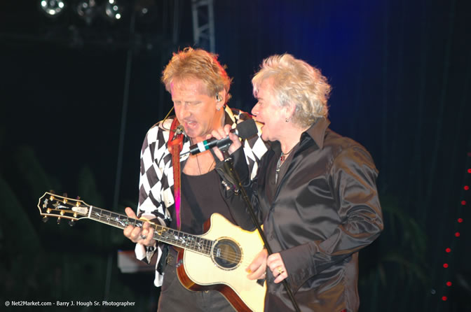 Air Supply - Air Jamaica Jazz & Blues Festival 2006 - The Art of Music - Cinnamon Hill Golf Club - Rosehall Resort & Country Club, Montego Bay, Jamaica W.I. - Thursday, Friday 27, 2006 - Negril Travel Guide, Negril Jamaica WI - http://www.negriltravelguide.com - info@negriltravelguide.com...!