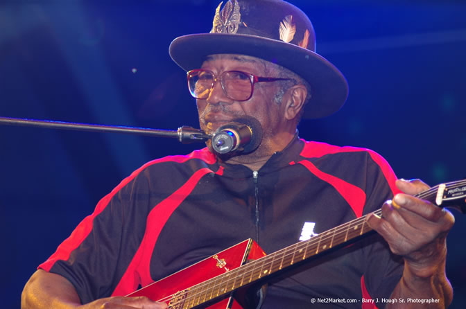 Bo Diddley - Air Jamaica Jazz & Blues Festival 2006 - The Art of Music - Cinnamon Hill Golf Club - Rosehall Resort & Country Club, Montego Bay, Jamaica W.I. - Thursday, Friday 27, 2006 - Negril Travel Guide, Negril Jamaica WI - http://www.negriltravelguide.com - info@negriltravelguide.com...!