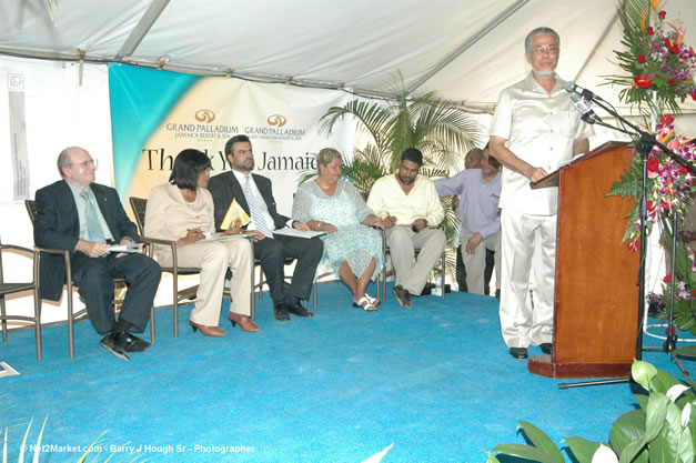 Palladium Hotels & Resorts - Groundbreaking of the 1600-Room Grand Palladium Lady Hamilton Resort & Spa and the Grand Palludium Jamaica Resort & Spa - Special Address: The Most Honorable Portia Simpson-Miller, O.N., M.P., Prime Minister of Jamaica - The Point, Lucea, Hanover, Saturday, November 11, 2006 @ 2:00 pm - Negril Travel Guide, Negril Jamaica WI - http://www.negriltravelguide.com - info@negriltravelguide.com...!