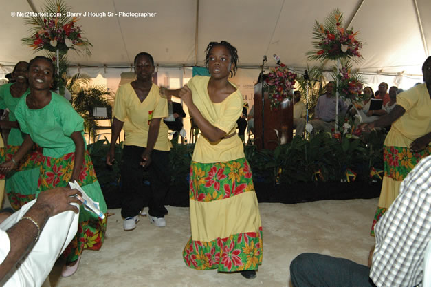 Palladium Hotels & Resorts - Groundbreaking of the 1600-Room Grand Palladium Lady Hamilton Resort & Spa and the Grand Palludium Jamaica Resort & Spa - Special Address: The Most Honorable Portia Simpson-Miller, O.N., M.P., Prime Minister of Jamaica - The Point, Lucea, Hanover, Saturday, November 11, 2006 @ 2:00 pm - Negril Travel Guide, Negril Jamaica WI - http://www.negriltravelguide.com - info@negriltravelguide.com...!