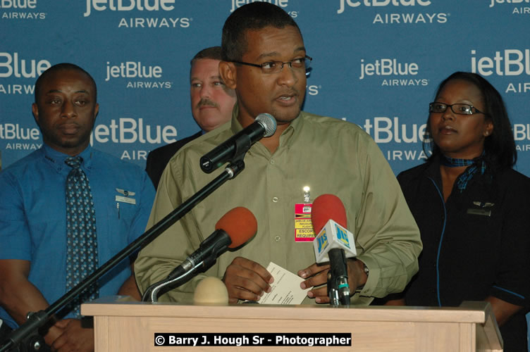 JetBue Airways' Inaugural Air Service between Sangster International Airport, Montego Bay and John F. Kennedy Airport, New York at MBJ Airports Sangster International Airport, Montego Bay, St. James, Jamaica - Thursday, May 21, 2009 - Photographs by Net2Market.com - Barry J. Hough Sr, Photographer/Photojournalist - Negril Travel Guide, Negril Jamaica WI - http://www.negriltravelguide.com - info@negriltravelguide.com...!