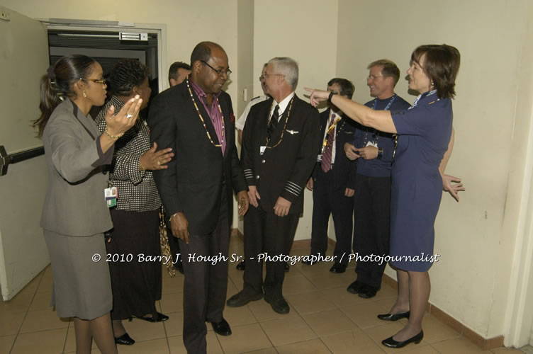 US Airways Inaugurtes New Service from Phoenix Sky Harbor International Airport to Sangster International Airport, Friday, December 18, 2009, Sangster International Airport, Montego Bay, St. James, Jamaica W.I. - Photographs by Net2Market.com - Barry J. Hough Sr, Photographer/Photojournalist - The Negril Travel Guide - Negril's and Jamaica's Number One Concert Photography Web Site with over 40,000 Jamaican Concert photographs Published -  Negril Travel Guide, Negril Jamaica WI - http://www.negriltravelguide.com - info@negriltravelguide.com...!