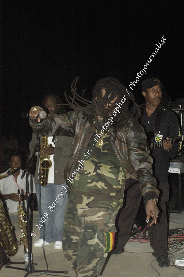  Luciano "Live in Concert" Negril Escape Resort & Spa, Openning Acts: Justice Merchant, and Timmi Burrell, Backing Band: JAH Messenjah, One Love Reggae Summer Series, West End, Negril, Westmoreland, Jamaica W.I. - Tuesday, August 11, 2009 - Photographs by Barry J. Hough Sr. Photojournalist/Photograper - Photographs taken with a Nikon D70, D100, or D300 - Negril Travel Guide, Negril Jamaica WI - http://www.negriltravelguide.com - info@negriltravelguide.com...!