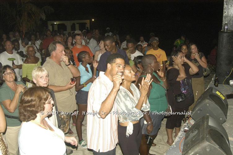 Chaka Demus & Pliers - Live In Concert @ Negril Escape Resort and Spa, December 8, 2009, One Love Drive, West End, Negril, Westmoreland, Jamaica W.I. - Photographs by Net2Market.com - Barry J. Hough Sr, Photographer/Photojournalist - Negril Travel Guide, Negril Jamaica WI - http://www.negriltravelguide.com - info@negriltravelguide.com...!