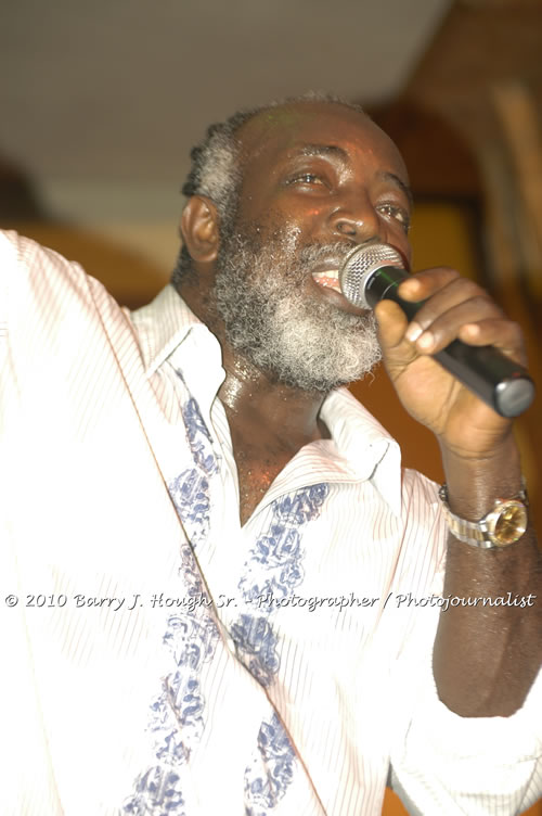 Freddy McGregor - Live In Concert @ Negril Escape Resort and Spa, One Love Drive, West End, Negril, Westmoreland, Jamaica W.I. - Photographs by Net2Market.com - Barry J. Hough Sr, Photographer/Photojournalist - Negril Travel Guide, Negril Jamaica WI - http://www.negriltravelguide.com - info@negriltravelguide.com...!