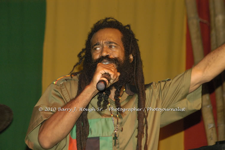 JAH Cure - Live In Concert @ Negril Escape Resort and Spa, December 15, 2009, One Love Drive, West End, Negril, Westmoreland, Jamaica W.I. - Photographs by Net2Market.com - Barry J. Hough Sr, Photographer/Photojournalist - Negril Travel Guide, Negril Jamaica WI - http://www.negriltravelguide.com - info@negriltravelguide.com...!