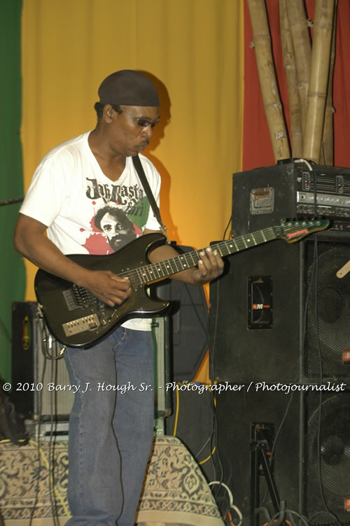 JAH Cure - Live In Concert @ Negril Escape Resort and Spa, December 15, 2009, One Love Drive, West End, Negril, Westmoreland, Jamaica W.I. - Photographs by Net2Market.com - Barry J. Hough Sr, Photographer/Photojournalist - Negril Travel Guide, Negril Jamaica WI - http://www.negriltravelguide.com - info@negriltravelguide.com...!