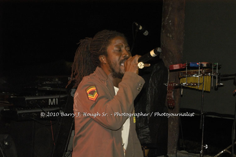 JAH Cure - Live In Concert @ Negril Escape Resort and Spa, December 15, 2009, One Love Drive, West End, Negril, Westmoreland, Jamaica W.I. - Photographs by Net2Market.com - Barry J. Hough Sr, Photographer/Photojournalist - Negril Travel Guide, Negril Jamaica WI - http://www.negriltravelguide.com - info@negriltravelguide.com...!