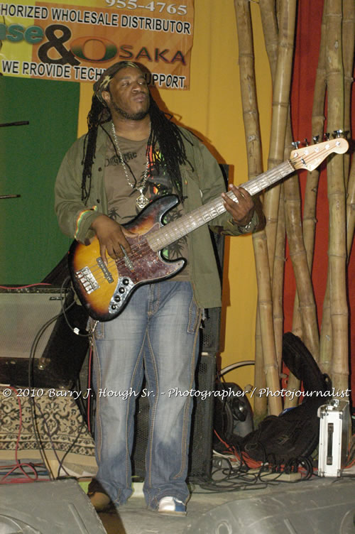 Marcia Griffiths & Edge Michael - Live In Concert - One Love Reggae Concert Series 09/10 @ Negril Escape Resort and Spa, December 29, 2009, One Love Drive, West End, Negril, Westmoreland, Jamaica W.I. - Photographs by Net2Market.com - Barry J. Hough Sr, Photographer/Photojournalist - Negril Travel Guide, Negril Jamaica WI - http://www.negriltravelguide.com - info@negriltravelguide.com...!