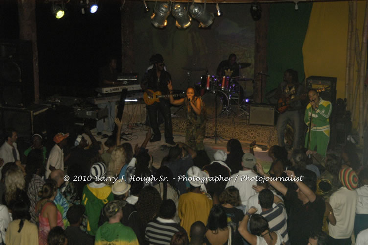 Queen Ifrica - Live In Concert - One Love Reggae Concert Series 09/10 @ Negril Escape Resort and Spa, January 5, 2010, One Love Drive, West End, Negril, Westmoreland, Jamaica W.I. - Photographs by Net2Market.com - Barry J. Hough Sr, Photographer/Photojournalist - Negril Travel Guide, Negril Jamaica WI - http://www.negriltravelguide.com - info@negriltravelguide.com...!