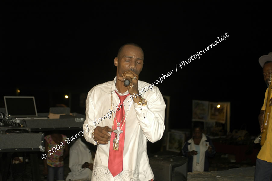  Sanchez - Live in Concert - at the One Love Reggae Concert Series 09/10 @ Negril Escape Resort & Spa - Also Featuring: Timmi Burrell and Justice Merchant- Backing Band Roots Warrior - DJ Gemini - MC Oliver Cargill, Negril Escape Resort & Spa, One Love Drive, West End, Negril, Westmoreland, Jamaica W.I. - Tuesday, November 24, 2009 - Photographs by Net2Market.com - Barry J. Hough Sr, Photographer / Photojournalist - Photos taken with a Nikon D70, D100, or D300 - Negril Travel Guide, Negril Jamaica WI - http://www.negriltravelguide.com - info@negriltravelguide.com...!