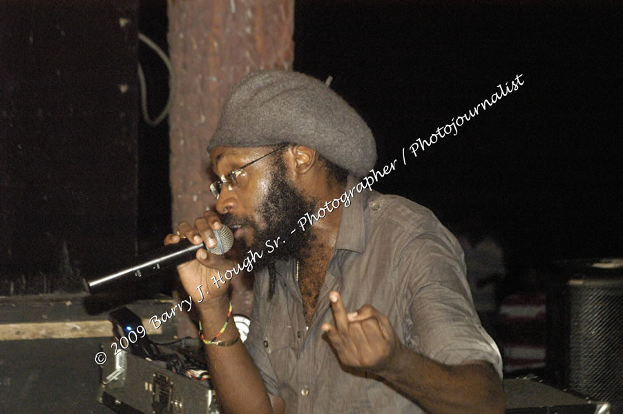  Tarrus Riley - Live in Concert - at the One Love Reggae Concert Series 09/10 @ Negril Escape Resort & Spa - Also Featuring: Mistic Bowie, Monday Justice, Cash, Dean Frazier - DJ Gemini - MC Oliver Cargill, Negril Escape Resort & Spa, One Love Drive, West End, Negril, Westmoreland, Jamaica W.I. - Tuesday, November 17, 2009 - Photographs by Net2Market.com - Barry J. Hough Sr, Photographer / Photojournalist - Photos taken with a Nikon D70, D100, or D300 - Negril Travel Guide, Negril Jamaica WI - http://www.negriltravelguide.com - info@negriltravelguide.com...!