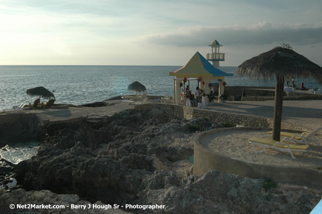 Montego Bay Sangster International Airport, Montego Bay, Jamaica W.I. - Negril Travel Guide, Negril Jamaica WI - http://www.negriltravelguide.com - info@negriltravelguide.com...!