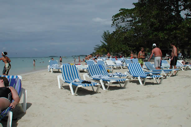 A Photo Walk along Negril's Famous Seven Mile Beach - Negril Travel Guide, Negril Jamaica WI - http://www.negriltravelguide.com - info@negriltravelguide.com...!