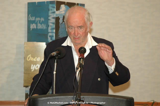 Red Cap Porters Awards - Minister of Tourism, Hon. Edmund Bartlett - Director of Tourism, Basil Smith - Friday, December 14, 2007 - Holiday Inn Sunspree, Montego Bay, Jamaica W.I. - Photographs by Net2Market.com - Barry J. Hough Sr, Photographer - Negril Travel Guide, Negril Jamaica WI - http://www.negriltravelguide.com - info@negriltravelguide.com...!