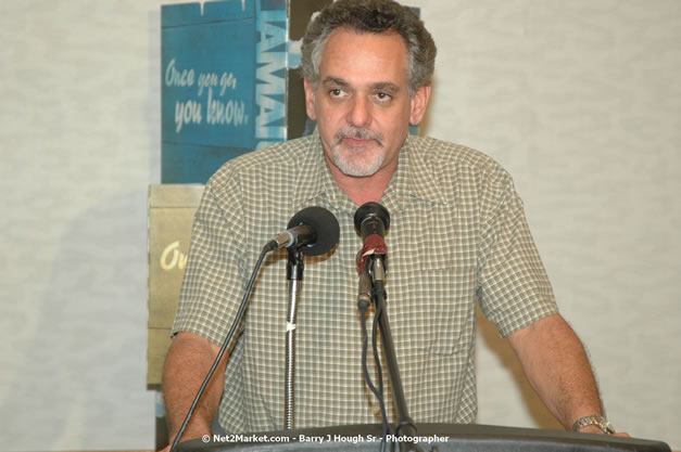 Red Cap Porters Awards - Minister of Tourism, Hon. Edmund Bartlett - Director of Tourism, Basil Smith - Friday, December 14, 2007 - Holiday Inn Sunspree, Montego Bay, Jamaica W.I. - Photographs by Net2Market.com - Barry J. Hough Sr, Photographer - Negril Travel Guide, Negril Jamaica WI - http://www.negriltravelguide.com - info@negriltravelguide.com...!