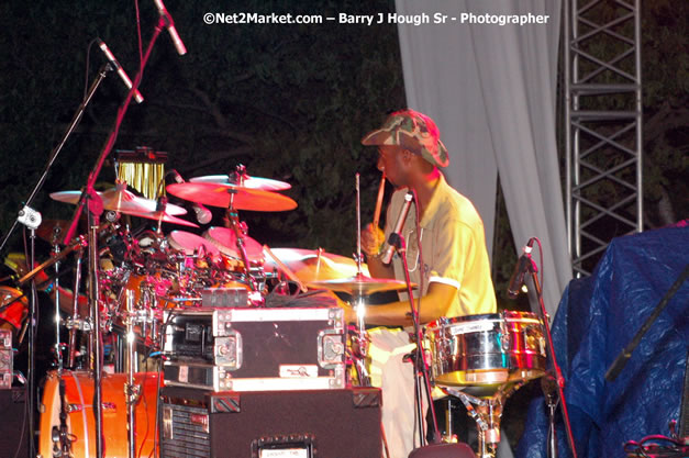 Rootz Underground - Red Stripe Reggae Sumfest 2007 - Zenith - Saturday, July 21, 2007 - Catherine Hall, Montego Bay, St James, Jamaica W.I. - Negril Travel Guide, Negril Jamaica WI - http://www.negriltravelguide.com - info@negriltravelguide.com...!