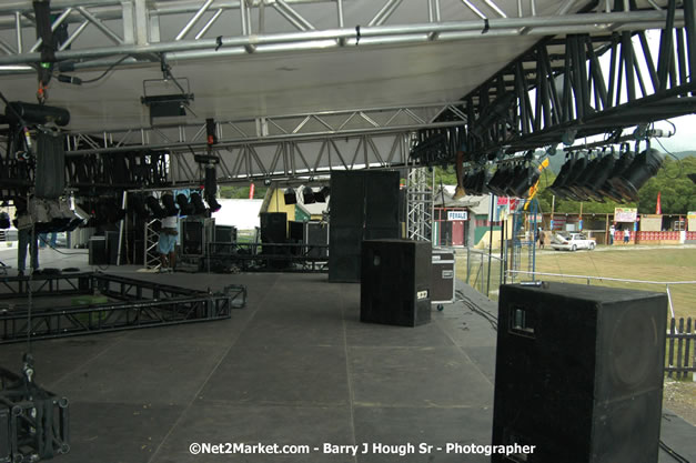 Venue Under Construction - Wednesday, July 18, 2007 - Red Stripe Reggae Sumfest at Catherine Hall, Montego Bay, St Jamaica, Jamaica W.I. - Negril Travel Guide.com, Negril Jamaica WI - http://www.negriltravelguide.com - info@negriltravelguide.com...!