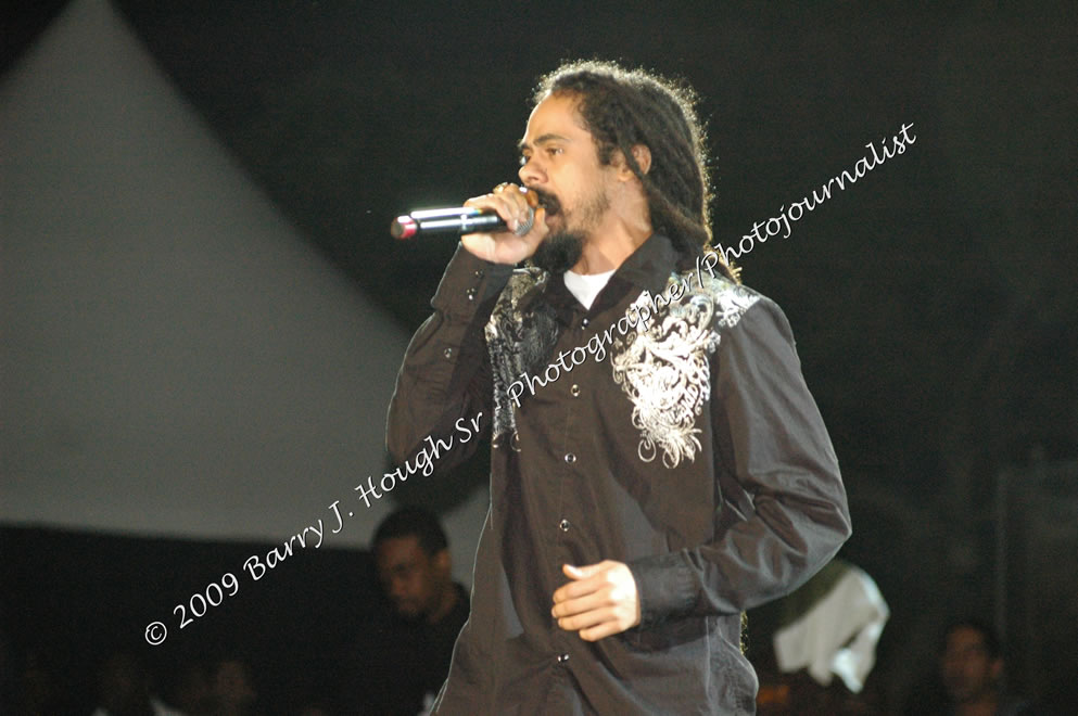 Damian 'Jr. Gong' Marley & NAS @ Reggae Sumfest 2009 - International Night 2 - Reggae Sumfest 2009,Catherine Hall, Montego Bay, St. James, Jamaica W.I. - Saturday, July 25, 2009 - Reggae Sumfest 2009, July 19 - 25, 2009 - Photographs by Net2Market.com - Barry J. Hough Sr. Photojournalist/Photograper - Photographs taken with a Nikon D70, D100, or D300 - Negril Travel Guide, Negril Jamaica WI - http://www.negriltravelguide.com - info@negriltravelguide.com...!