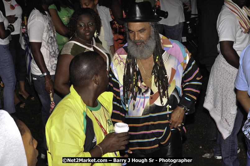 Tarrus Riley @ Reggae Sumfest 2008 International Night 2, Catherine Hall, Montego Bay - Saturday, July 19, 2008 - Reggae Sumfest 2008 July 13 - July 19, 2008 - Photographs by Net2Market.com - Barry J. Hough Sr. Photojournalist/Photograper - Photographs taken with a Nikon D300 - Negril Travel Guide, Negril Jamaica WI - http://www.negriltravelguide.com - info@negriltravelguide.com...!