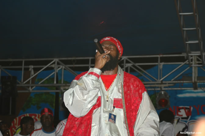 Capleton - Spring Break 2005 -  6th Anniversary - All Day - All Night - Photo Gallery - Sunday, March 13th - Long Bay Beach, Negril Jamaica - Negril Travel Guide, Negril Jamaica WI - http://www.negriltravelguide.com - info@negriltravelguide.com...!