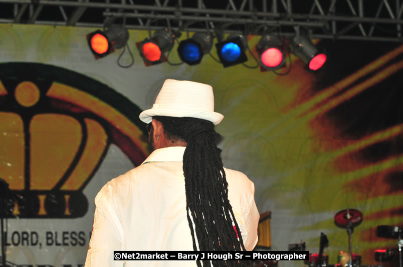 Unite The People An International Reggae Fest, Featuring: Beres Hammond, Coco T, Queen Ifrica, Khalil, Cameal Davis, Iley Dread, Rochelle, Geoffrey Star, Ras Penco, Kool DeLoy, Otis Gayle, J.McKay, Tiney Winey, Venue at Norman Manley Boulevard, Negril, Westmoreland, Jamaica - Saturday, April 4, 2009 - Photographs by Net2Market.com - Barry J. Hough Sr, Photographer/Photojournalist - Negril Travel Guide, Negril Jamaica WI - http://www.negriltravelguide.com - info@negriltravelguide.com...!