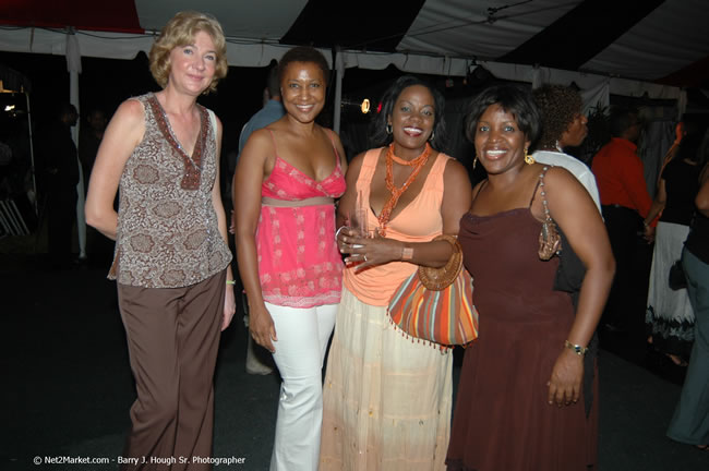 Party Rose Hall Great House - Virgin Atlantic Inaugural Flight To Montego Bay, Jamaica Photos - Sir Richard Bronson, President & Family, and 450 Passengers - Party at Rose Hall Great House, Montego Bay, Jamaica - Tuesday, July 4, 2006 - Negril Travel Guide, Negril Jamaica WI - http://www.negriltravelguide.com - info@negriltravelguide.com...!