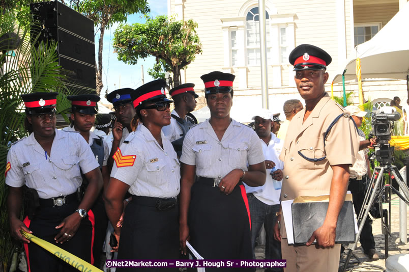 The City of Montego Bay Welcomes Our 2008 Olympians - Western Motorcade - Civic Ceremony - A Salute To Our Beijing Heros - Sam Sharpe Square, Montego Bay, Jamaica - Tuesday, October 7, 2008 - Photographs by Net2Market.com - Barry J. Hough Sr. Photojournalist/Photograper - Photographs taken with a Nikon D300 - Negril Travel Guide, Negril Jamaica WI - http://www.negriltravelguide.com - info@negriltravelguide.com...!