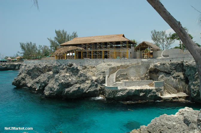 World Famous Rick's Cafe - Negril's West End Cliffs - Rebuilding After Ivan - Negril Travel Guide, Negril Jamaica WI - http://www.negriltravelguide.com - info@negriltravelguide.com...!